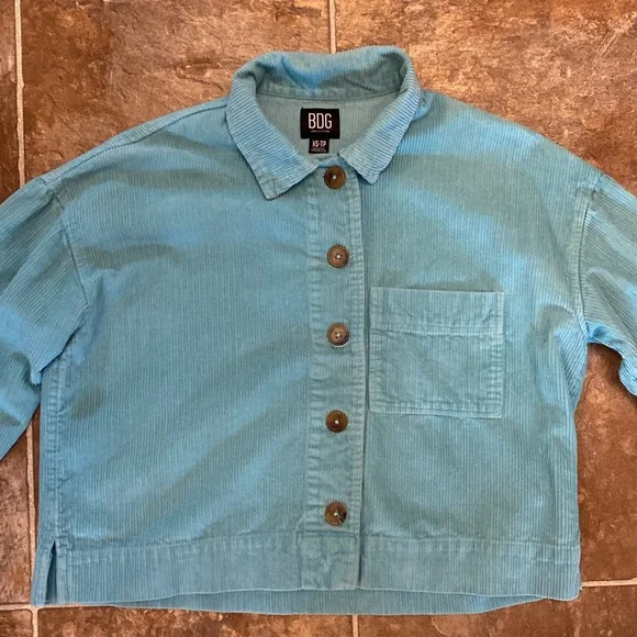 BDG cropped corduroy button up shirt teal size xs EUC worn only a couple times - Picture 3 of 5